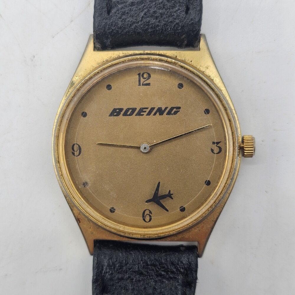 Vintage Boeing Airplane Watch On Genuine Leather Band New Battery Runs Great